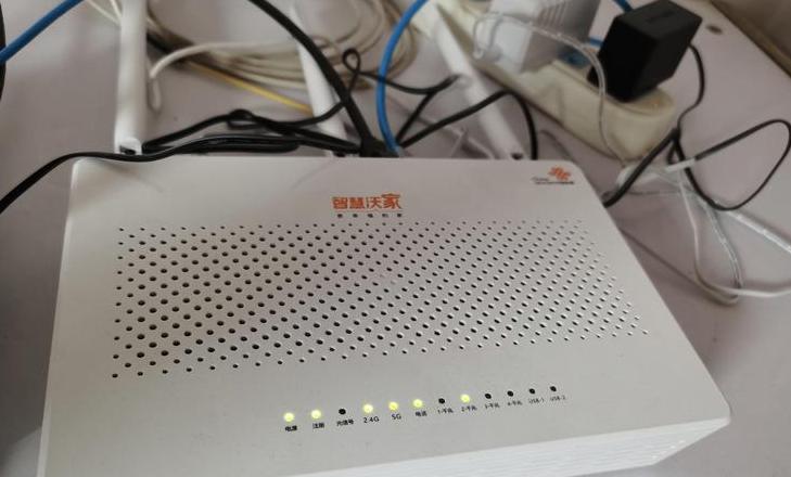路由器亮灯却搜不到WiFi信号？排查与解决指南